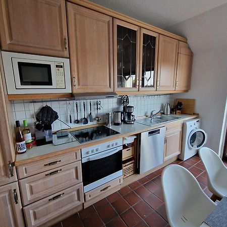 98Qm Wohnung Im Villenviertel - Voll Ausgestattet Mit Balkon Und Kamin - Wlan Gratis Wilhelmshaven Buitenkant foto