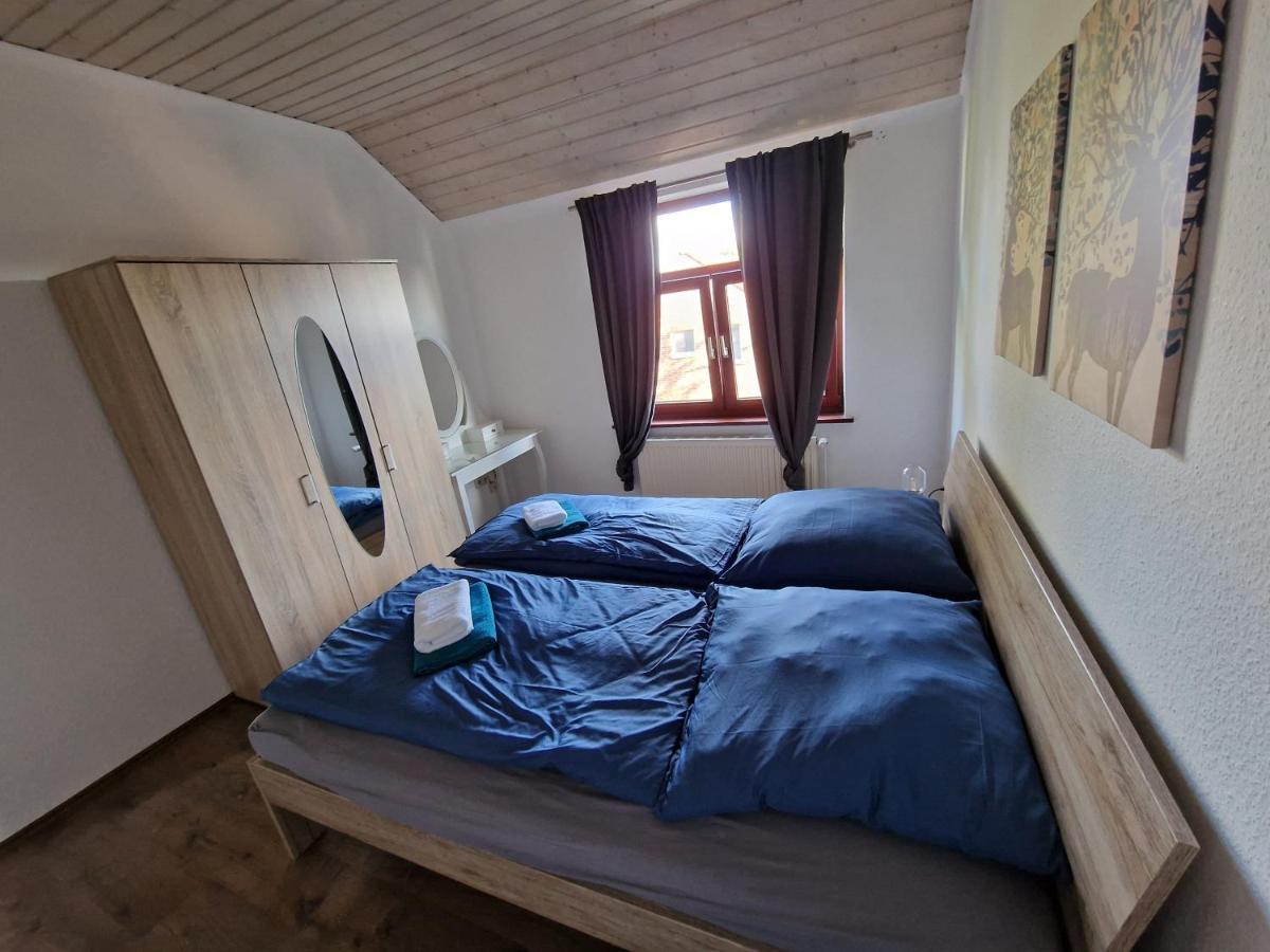 98Qm Wohnung Im Villenviertel - Voll Ausgestattet Mit Balkon Und Kamin - Wlan Gratis Wilhelmshaven Buitenkant foto