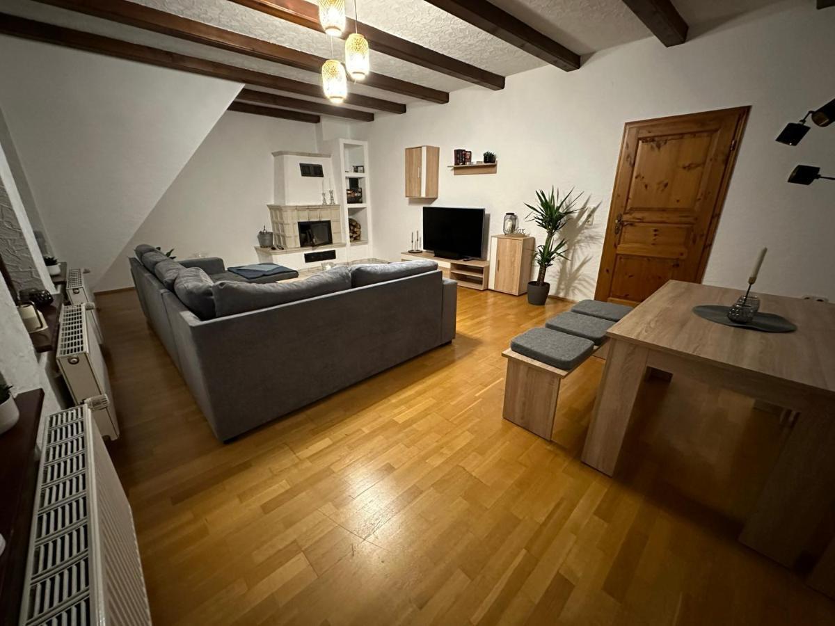 98Qm Wohnung Im Villenviertel - Voll Ausgestattet Mit Balkon Und Kamin - Wlan Gratis Wilhelmshaven Buitenkant foto