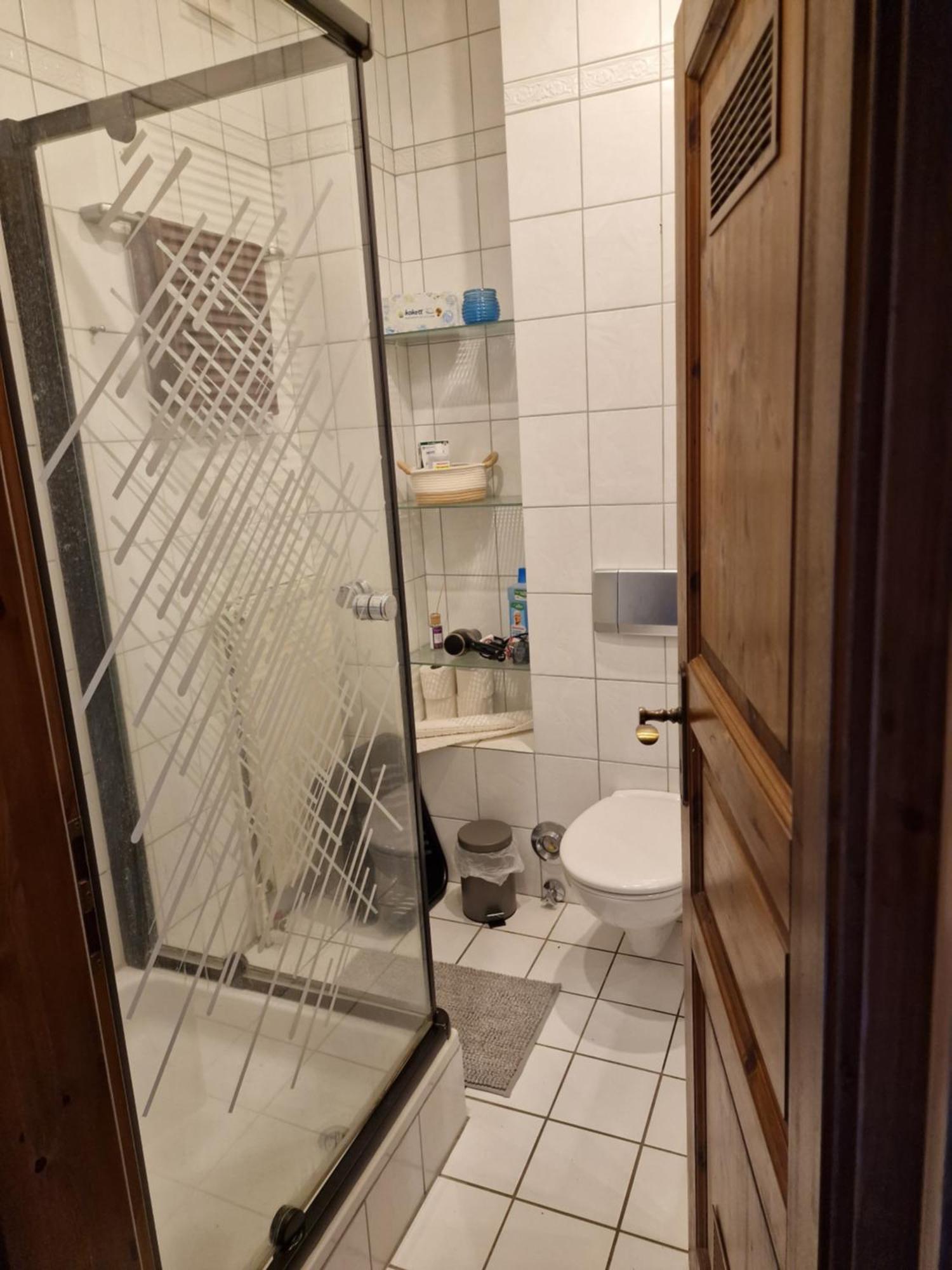 98Qm Wohnung Im Villenviertel - Voll Ausgestattet Mit Balkon Und Kamin - Wlan Gratis Wilhelmshaven Buitenkant foto